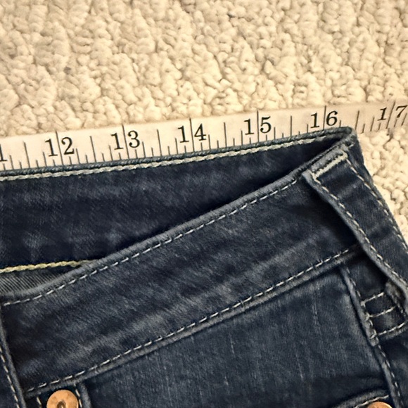 True Religion Straight Leg Jeans - Picture 15 of 15